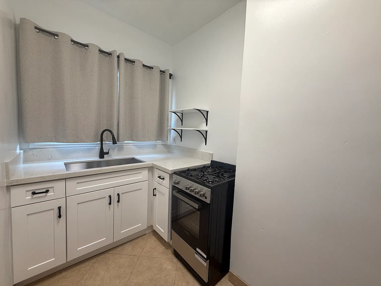 1 bed, $1,995 — Photo 2