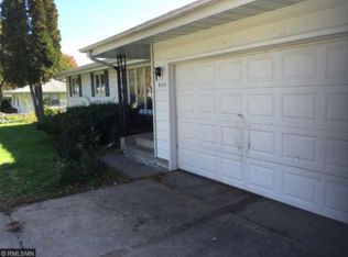 1933 5th St NW, New Brighton, MN 55112