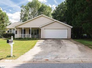 423 Maplewood Cir, Greer, SC 29651