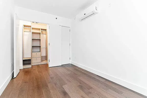 Rented by REAL New York | media 15