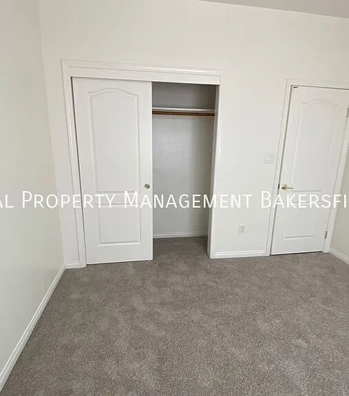 10720 Alexander Falls Ave — Photo 10