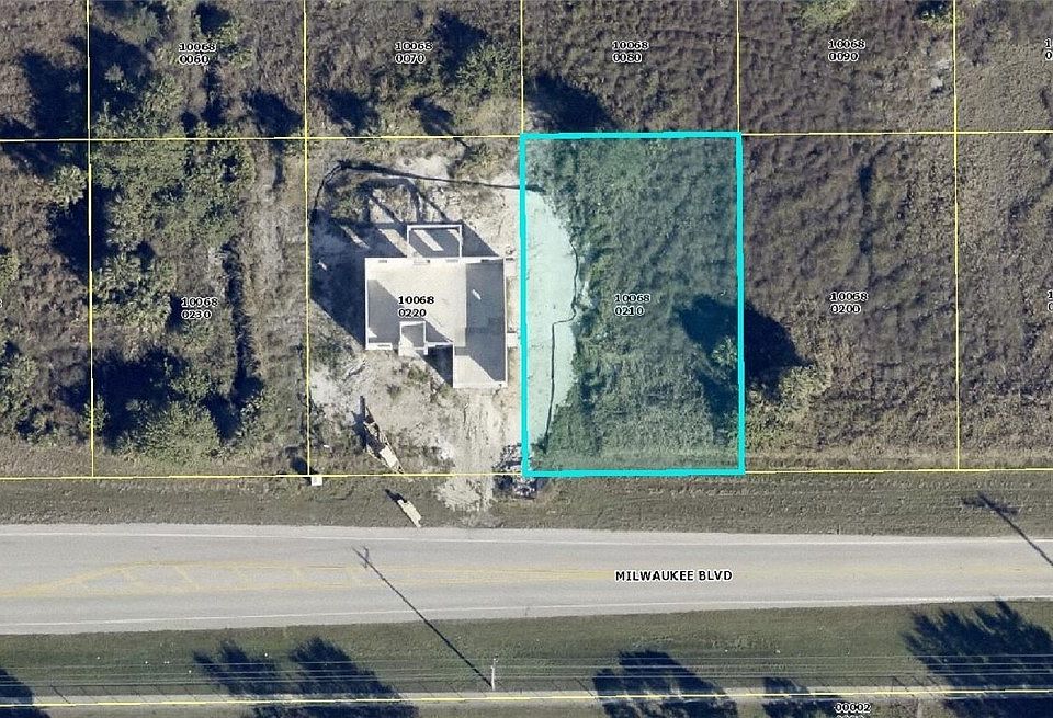 1st image of 823 Milwaukee Blvd