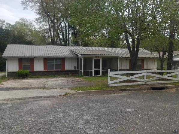 104 Bryant Dr, Perry, GA 31069