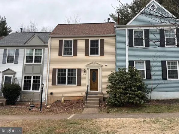 3055 Braxton Wood Ct, Fairfax, VA 22031