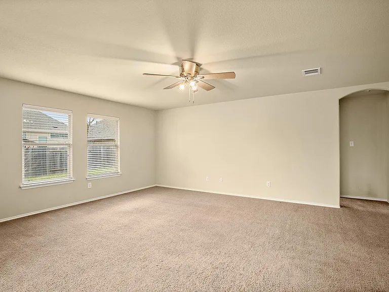 18716 Derby Hill Ln — Photo 8