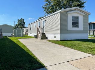 2 Bed 2 Bath Single Section Plan, Rivers Edge, Clinton Township, MI 48038