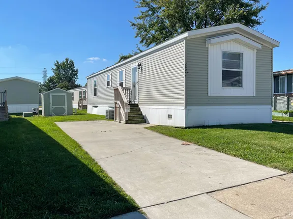 2 Bed 2 Bath Single Section Plan, Rivers Edge