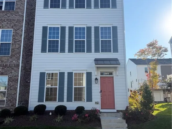 13813 Randolph Pond Ln, Midlothian, VA 23114