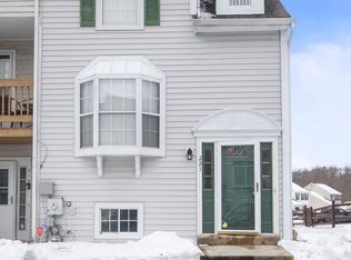 221 Vercelli Dr, Bear, DE 19701