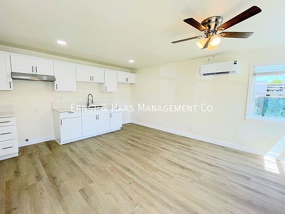 4th image of 2133 W Columbia St APT B