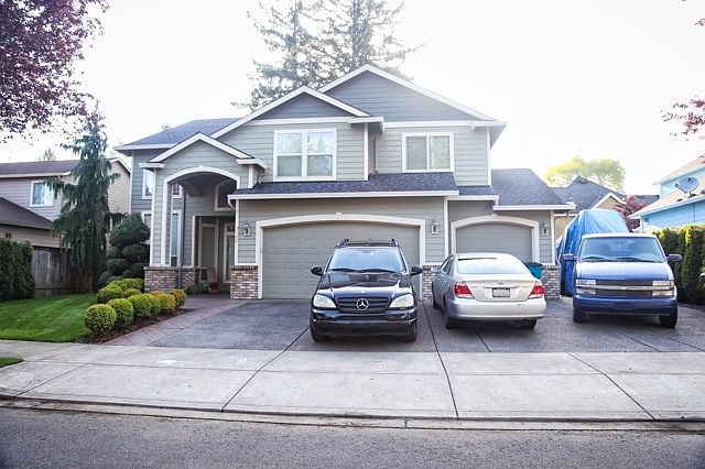 1st image of 3522 NE 88th Ct