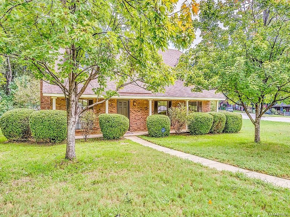 1st image of 3269 Hillcrest Ln