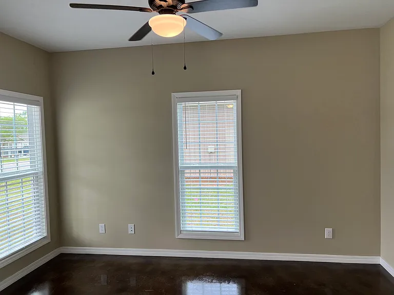 33121A Stables Dr — Photo 18