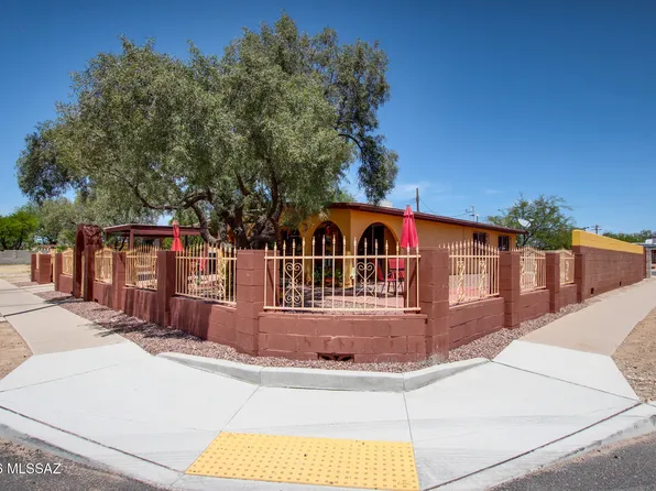 6927 S Lundy Dr, Tucson, AZ 85756