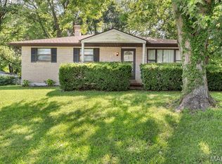 118 Hillcrest Dr, Glen Carbon, IL 62034