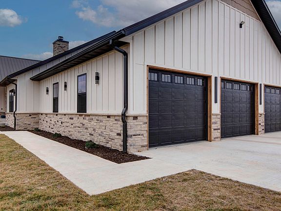 5th image of 1861 Preston Hollow Road