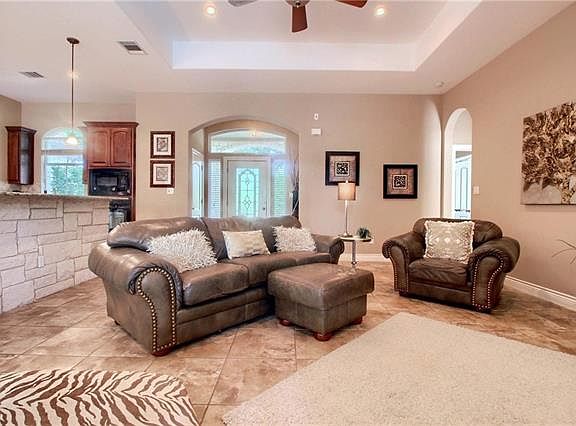 5th image of 138 Elm Wood Dr