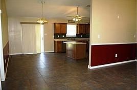 4th image of 2504 Windward Dr