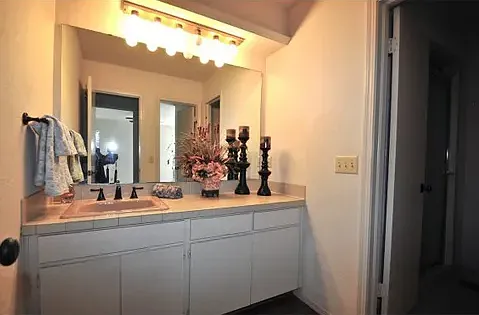 4205 Old Farm Rd — Photo 13