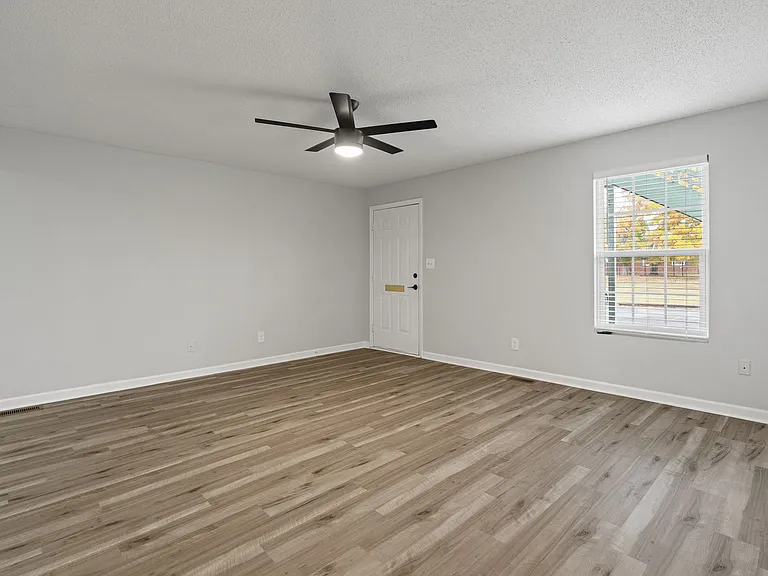 3607 Winchester Rd #K — Photo 8
