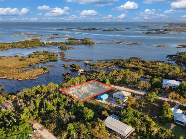 Lot 10 Anna St, Cedar Key, FL 32625
