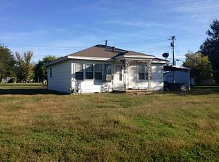 105 W Division St, Wayne, OK 73095