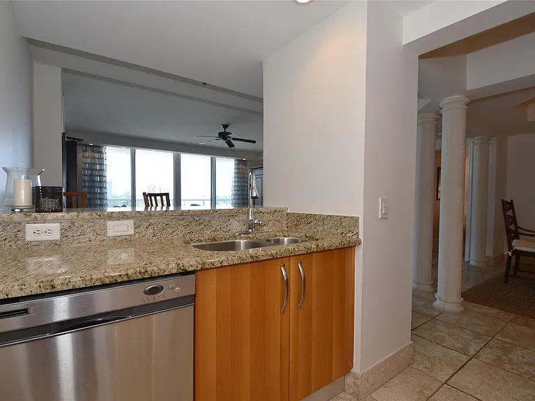 2051 SE 3rd St #509 — Photo 30