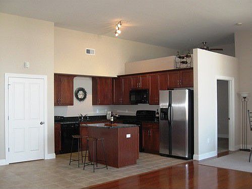2nd image of 1515 Lafayette Ave Unit 306