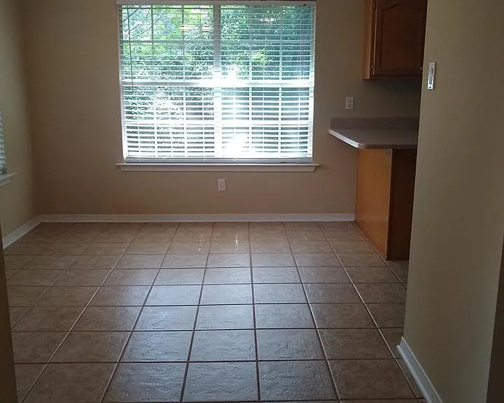 Open Kitchen with Dining Area