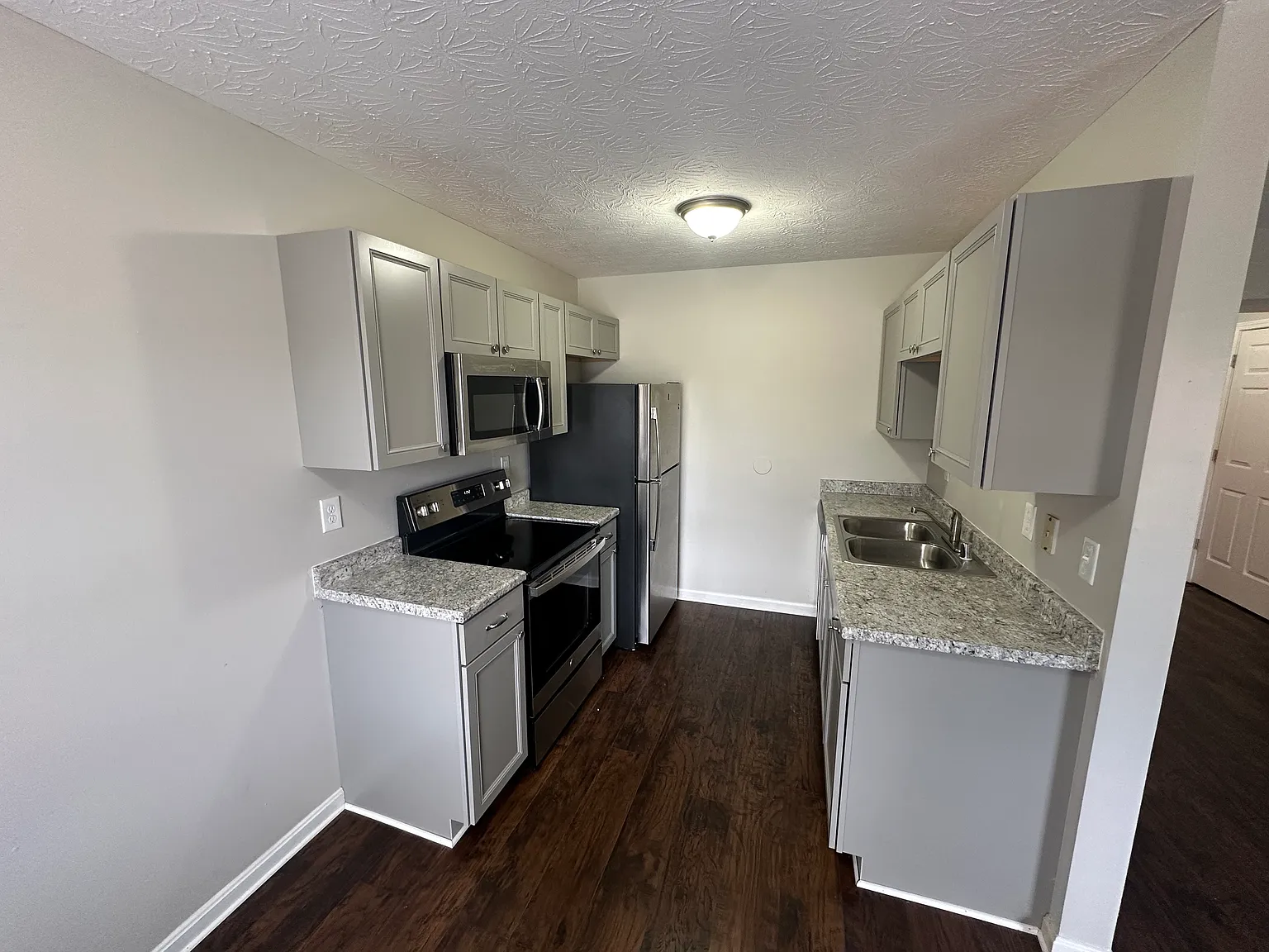 2 bed, 850 sqft, $1,000 — Photo 4