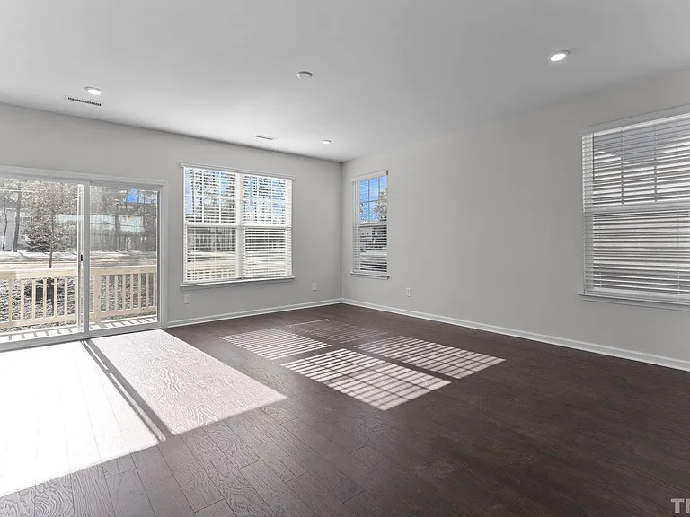 1206 Commack Dr — Photo 26