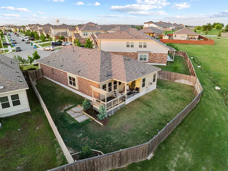 489 Shale Cir — Photo 35