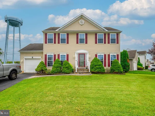 87 Foxwood Dr, Smyrna, DE 19977