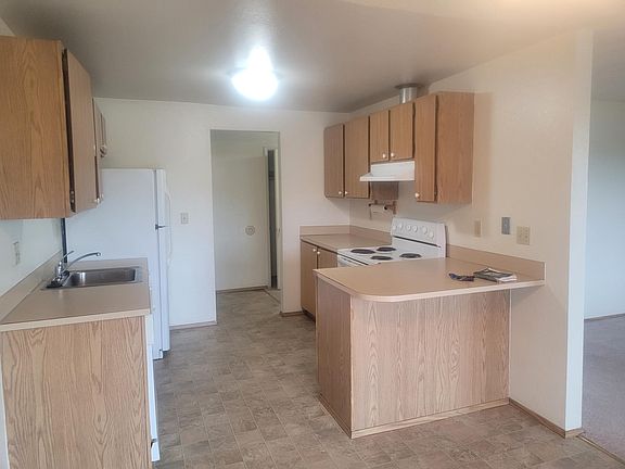 3rd image of 5009 S Orchard St #C