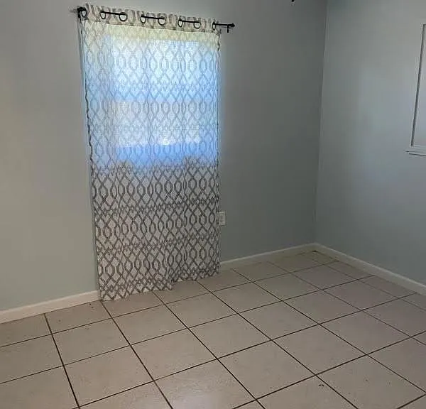 1501 Fuller St #1 — Photo 4