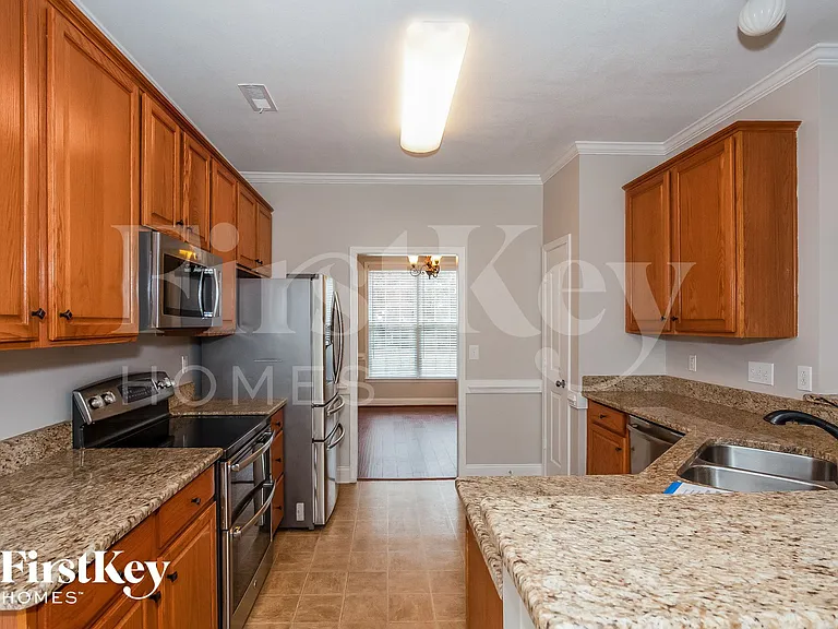 10122 Drew Ct — Photo 5