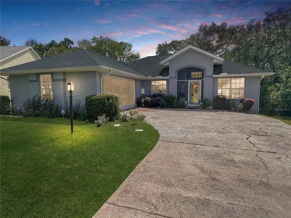 538 W Barrymore Dr, Beverly Hills, FL 34465