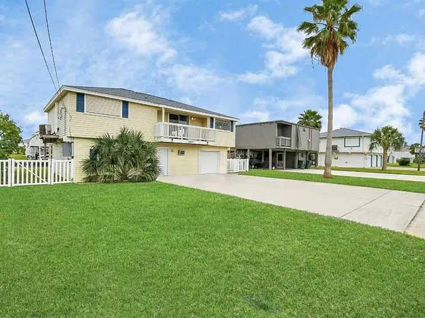 21831 Frio Dr, Galveston, TX 77554