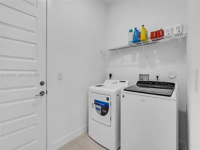 15540 NW 88th Ave — Photo 7