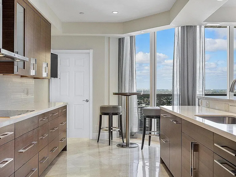 3200 N Ocean Blvd #2604 — Photo 13