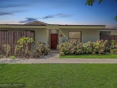 62 Meadows Drive, Boynton Beach, FL, 33436