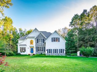 6 Towline Ln, Clifton Park, NY 12065