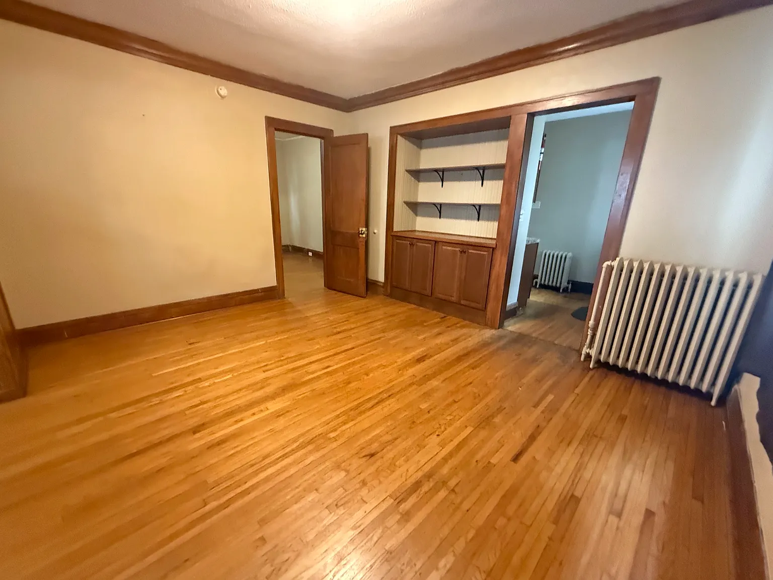 2646 Dupont Avenue North - 1 — Photo 4