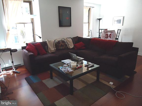 3rd image of 219 S 18th St #29-824