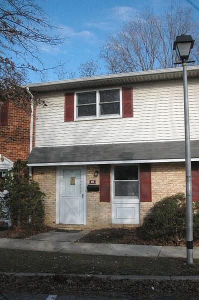 1st image of 65 Heritage Ct
