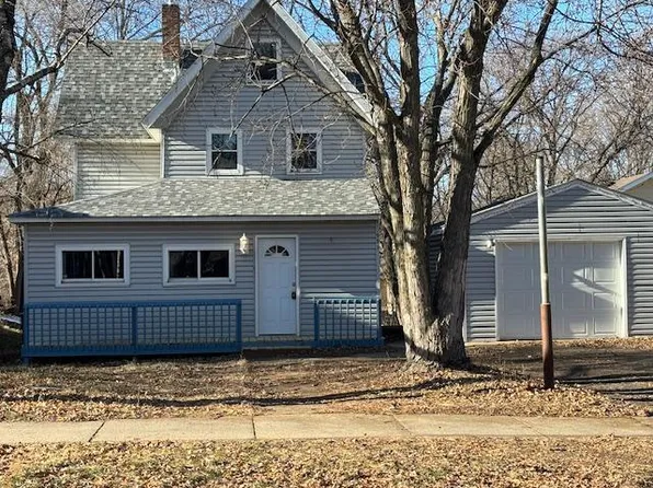 931 Allen Ave, West Saint Paul, MN 55118