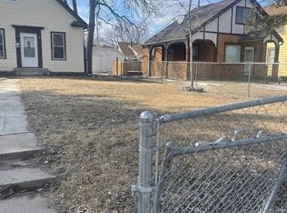 2037 S Cedar St, Sioux City, IA 51106