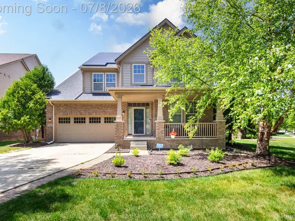 51103 Upland View St, Canton, MI 48188