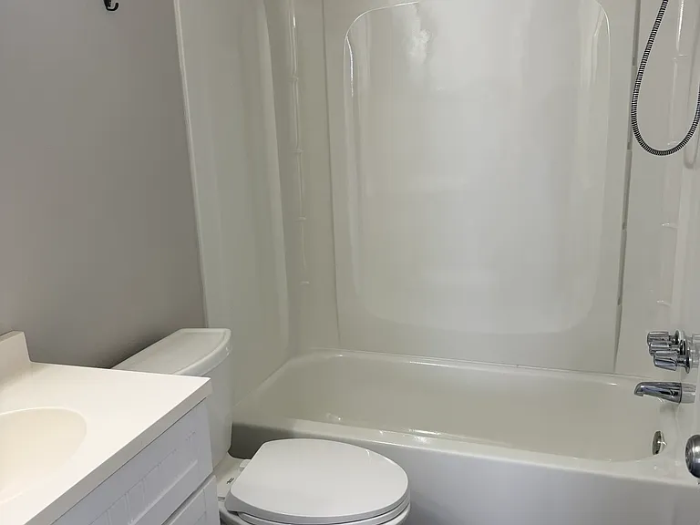 720 S Dewitt Dr — Photo 9