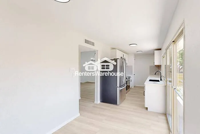 6407 Green Oaks Dr — Photo 12